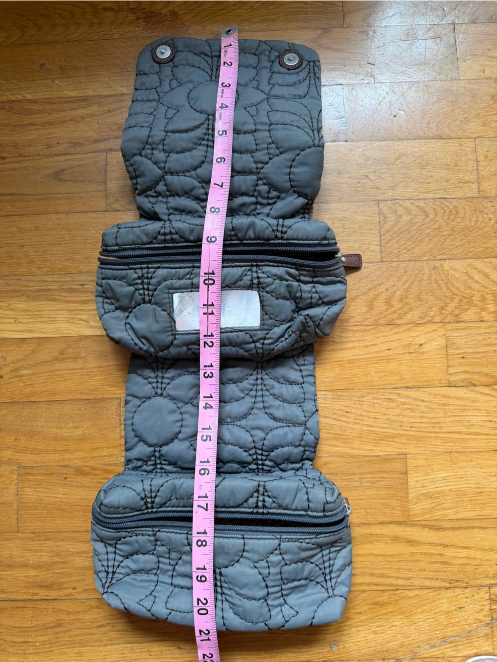 Vintage Y2K Fossil Key-Per Gray Quilted Folding Toiletry & Makeup Bag - Picture 10 of 10